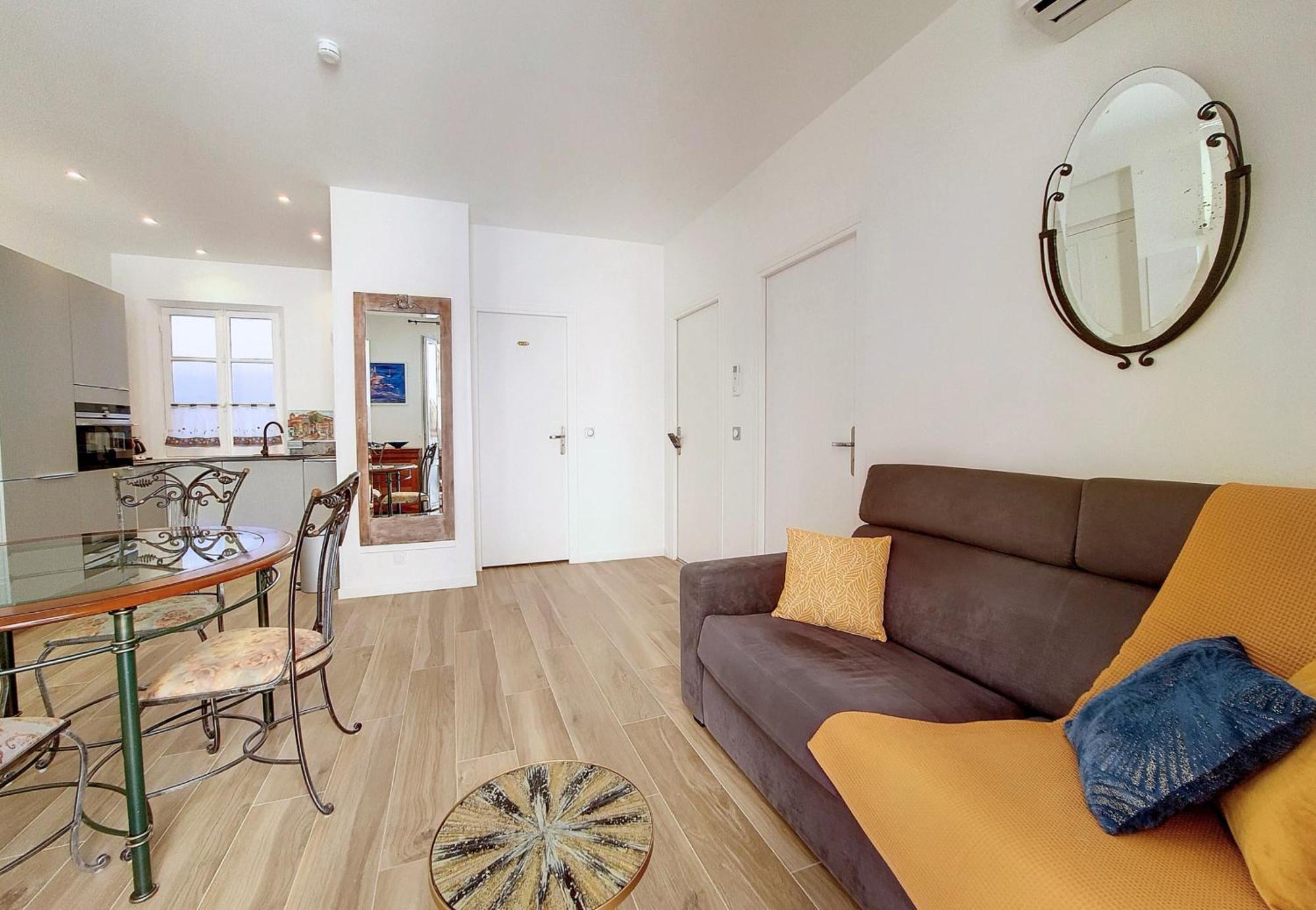 Nestor&jeeves - Brise De - Balcony -